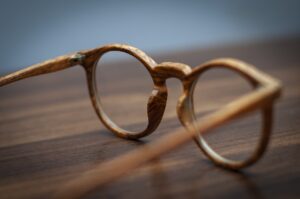 Des lunettes en bois