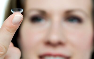 Les lentilles de contact sclérales : comment elles sont différentes des lentilles courantes et pour qui sont-elles recommandées ?