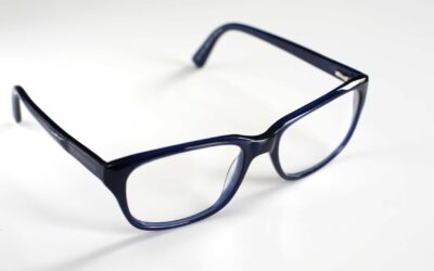 Les lunettes anti-lumière bleue : Un accessoire essentiel à l’heure du télétravail