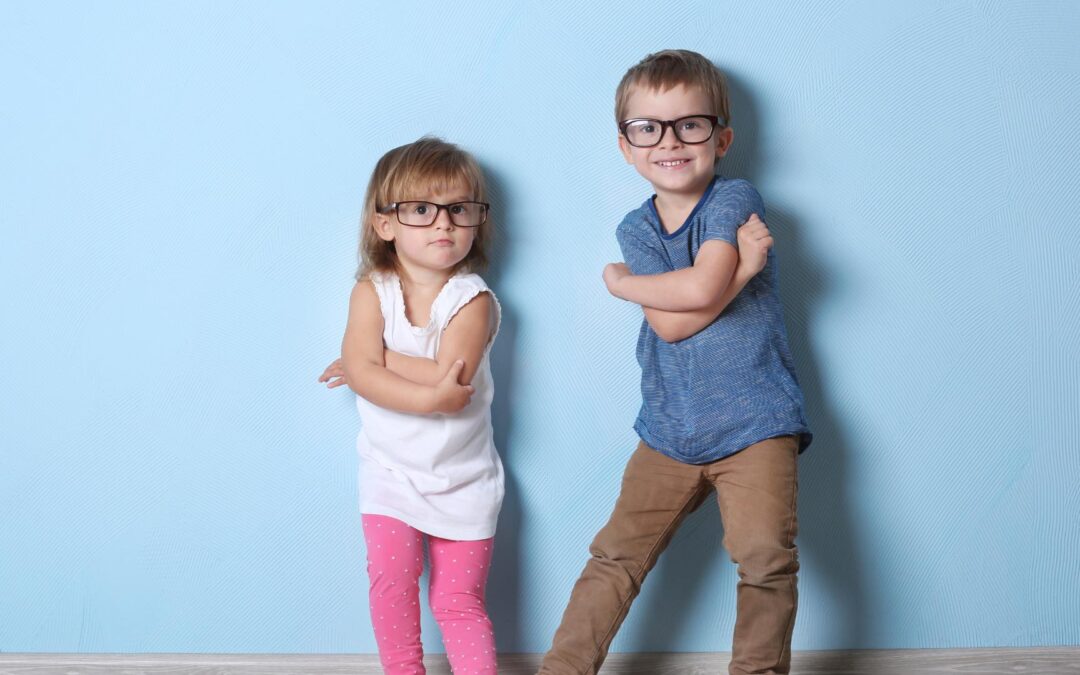 Lunettes de vue enfant : comment choisir la monture adaptée à son âge ?